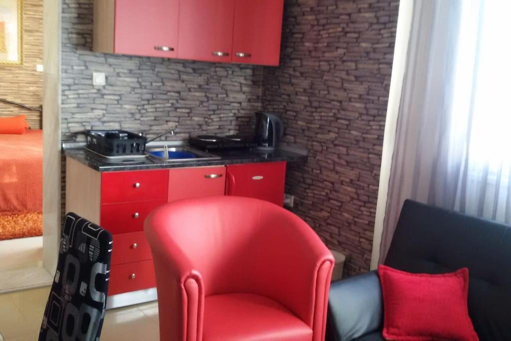 סלוניקי Sofaki Apartments מראה חיצוני תמונה